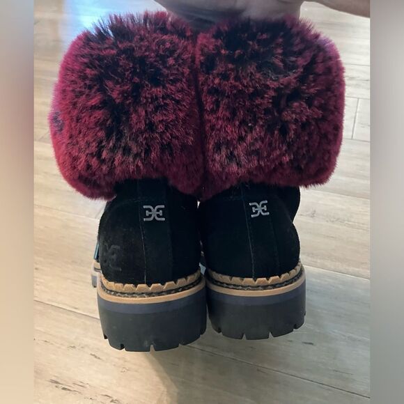 Sam Edelman black leather dark red faux fur topper women’s lace up boots. 7.5 - Picture 5 of 8